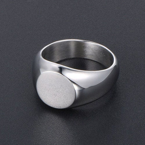 Signet Ring Men ,Silver Signet Ring, Pinky Ring Men Silver Signet Rings for Men Mirrored Silver Ring Stainless Steel WATERPROOF/ANTI-TARNISH