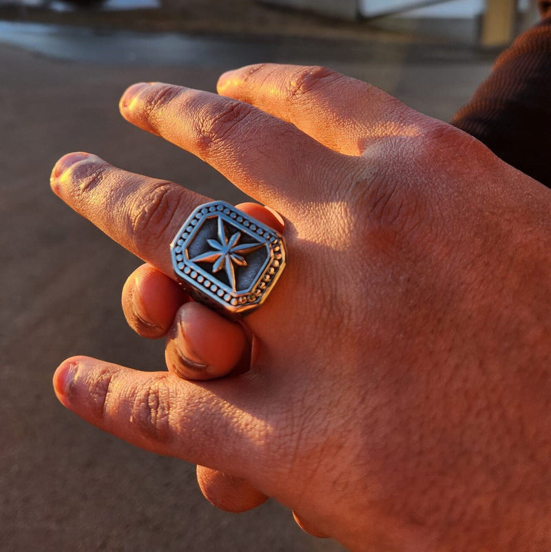 North Star Signet Ring for Men 316L Stainless Steel Punk Biker Ring Star Men Ring Nautical Signet Ring WATERPROOF/ANTI-TARNISH